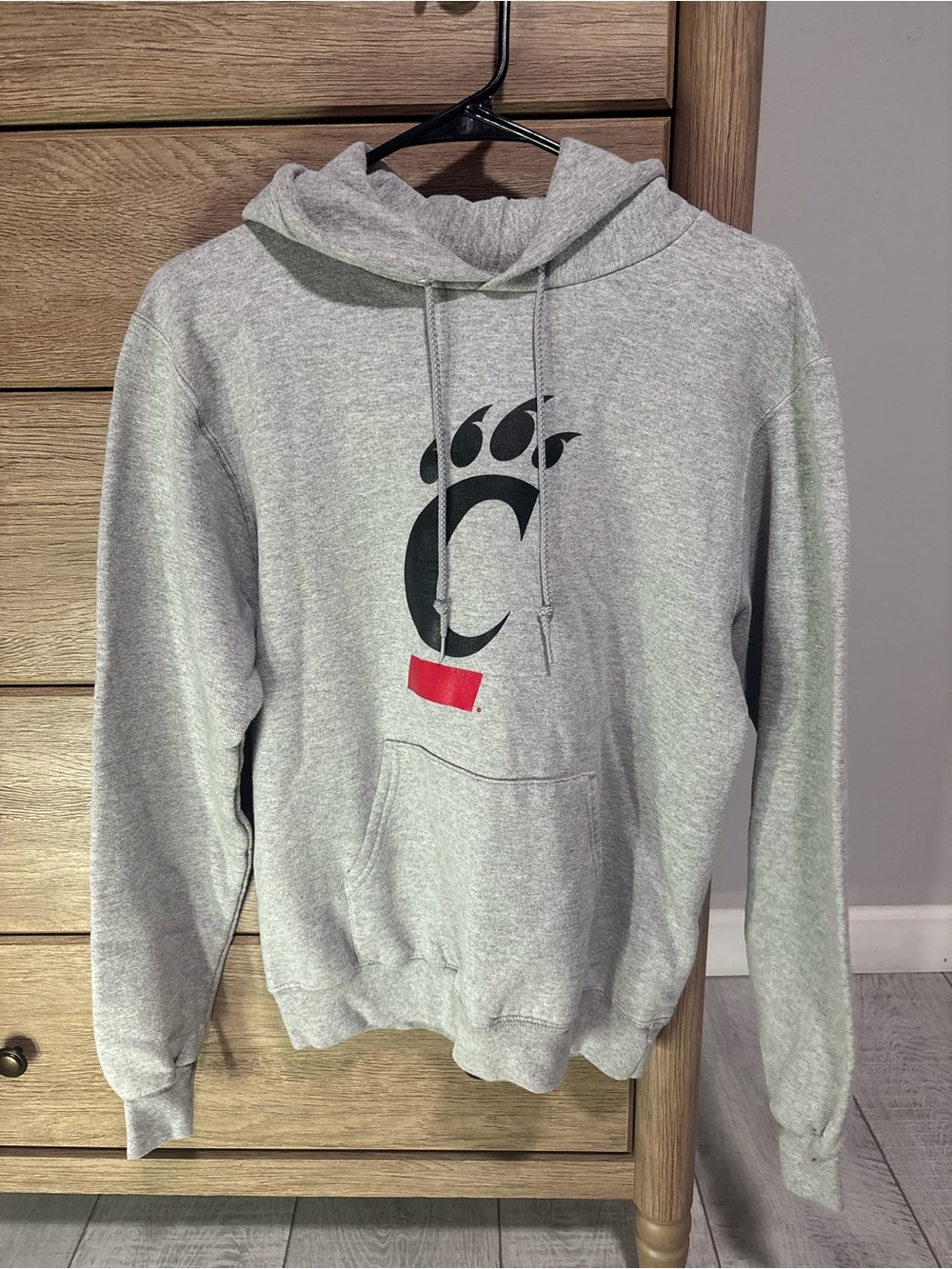 Women’s Cincinnati bearcats hoodie